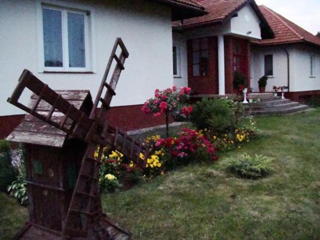 Pensjonat Dworek Baranówka Goniadz Exterior foto