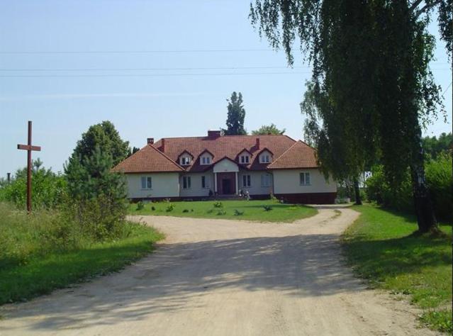 Pensjonat Dworek Baranówka Goniadz Exterior foto