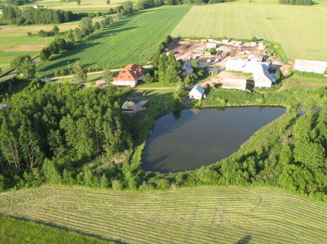 Pensjonat Dworek Baranówka Goniadz Exterior foto