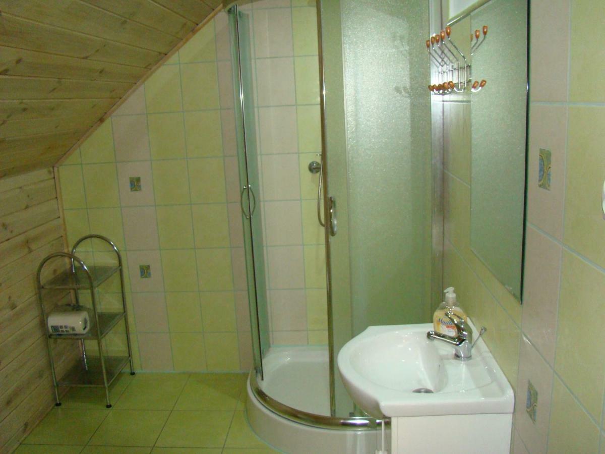 Pensjonat Dworek Baranówka Goniadz Exterior foto